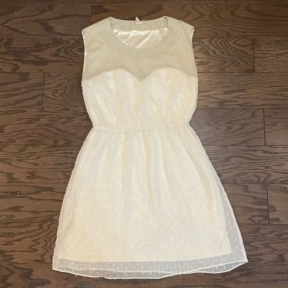Needle & Thread Ivory Swiss Dot Shimmer Sleeveless Fit & Flare Dress Medium